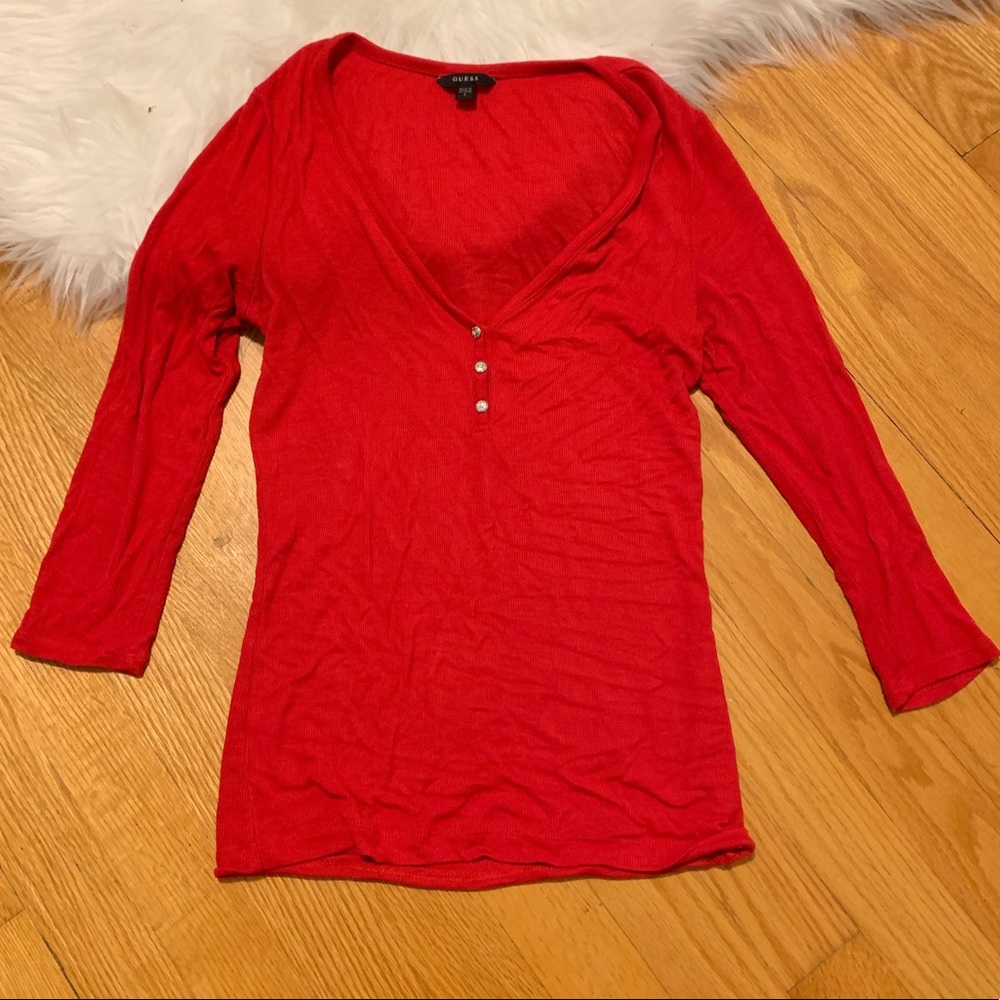 Guess V-neck  top